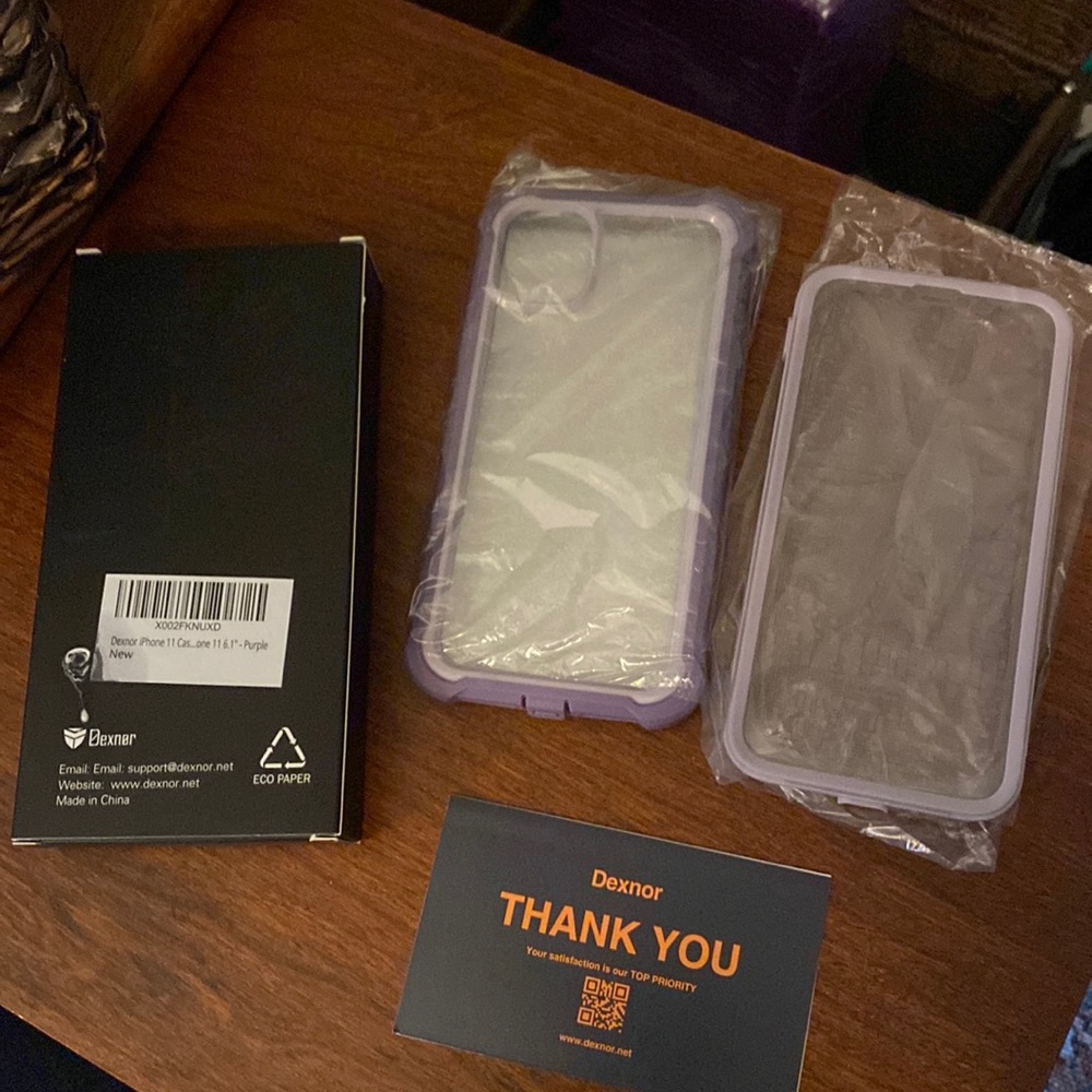 Dexnor iPhone 11 case. Purple. NIB